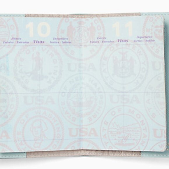 kate spade laurel way passport holder - Picture 14 of 15